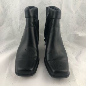 black womens heels 6.5 M Dress Barn